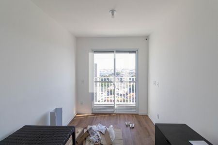 Sala/Cozinha/Área de Serviço  de apartamento para alugar com 2 quartos, 38m² em Jardim Maringa, São Paulo