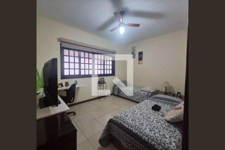 Casa à venda com 3 quartos, 187m² em Itaipu, Niterói