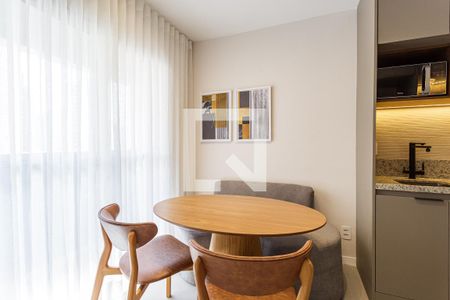 Sala de apartamento para alugar com 1 quarto, 26m² em Vila Nova Conceição, São Paulo