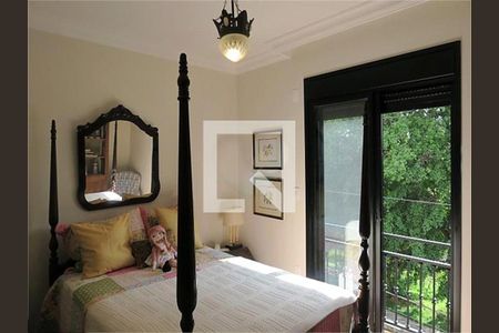 Casa à venda com 3 quartos, 400m² em Vila Sonia, São Paulo