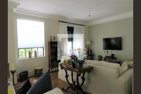 Casa à venda com 3 quartos, 400m² em Vila Sonia, São Paulo