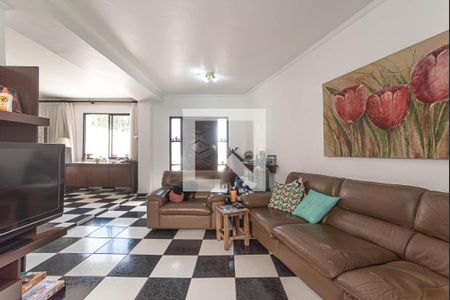 Casa à venda com 3 quartos, 150m² em Parque Colonial, São Paulo