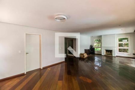 Casa à venda com 4 quartos, 270m² em Alphaville, Santana de Parnaíba