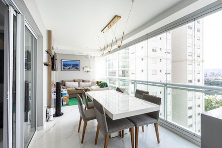 Varanda de apartamento à venda com 4 quartos, 159m² em Água Branca, São Paulo