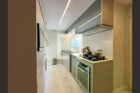 Apartamento à venda com 3 quartos, 260m² em Sumaré, São Paulo