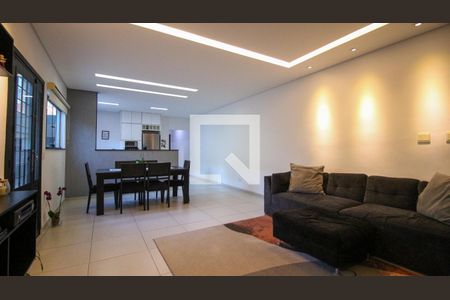 Casa à venda com 2 quartos, 230m² em Vila Graciosa, São Paulo