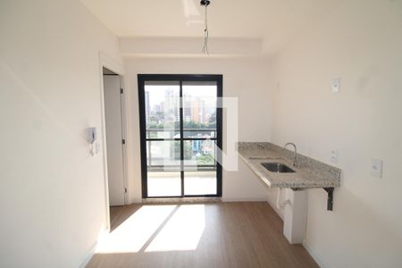 Sala / Cozinha de kitnet/studio para alugar com 1 quarto, 26m² em Vila Dom Pedro Ii, São Paulo