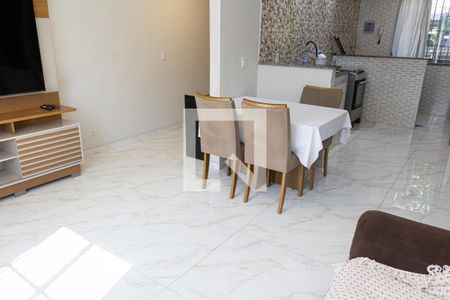 Sala de casa para alugar com 2 quartos, 90m² em Pedra de Guaratiba, Rio de Janeiro