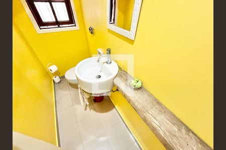 Lavabo de casa para alugar com 3 quartos, 134m² em Casa Verde Média, São Paulo