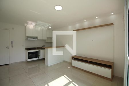 Sala de apartamento para alugar com 1 quarto, 37m² em Taquara, Rio de Janeiro