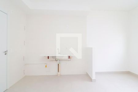 Sala/Cozinha de apartamento à venda com 2 quartos, 33m² em Fazenda Aricanduva, São Paulo