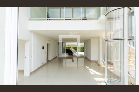 Sala de casa à venda com 4 quartos, 430m² em Alphaville, Santana de Parnaíba