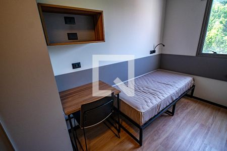 Sala/Quarto de kitnet/studio à venda com 1 quarto, 17m² em Vila Indiana, São Paulo