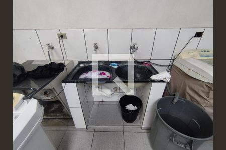 Área de Serviço de casa à venda com 3 quartos, 125m² em Vila Liviero, São Paulo