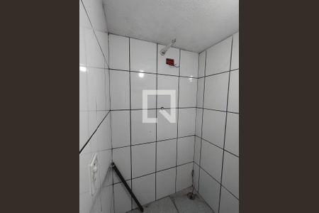 Banheiro - torneira de casa à venda com 3 quartos, 125m² em Vila Liviero, São Paulo