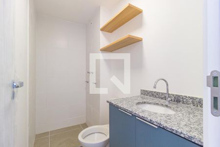 Banheiro de kitnet/studio para alugar com 1 quarto, 29m² em Mooca, São Paulo