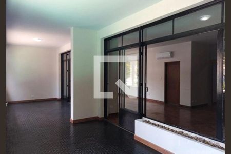 Casa para alugar com 4 quartos, 480m² em Pacaembu, São Paulo