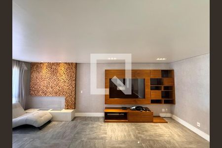 Apartamento para alugar com 3 quartos, 252m² em Santana, São Paulo