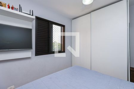 Suíte de apartamento à venda com 2 quartos, 73m² em Jardim Maria Rosa, Taboão da Serra