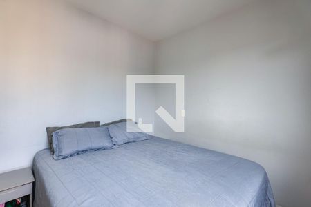 Suíte de apartamento à venda com 2 quartos, 73m² em Jardim Maria Rosa, Taboão da Serra