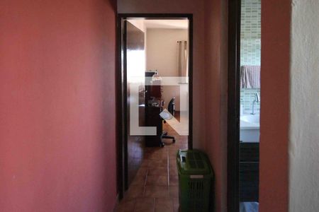 Corredor de casa à venda com 2 quartos, 120m² em Jardim Vila Formosa, São Paulo