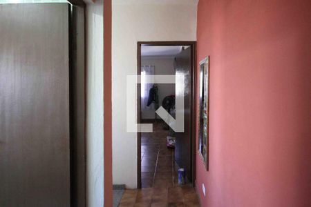 Corredor de casa à venda com 2 quartos, 120m² em Jardim Vila Formosa, São Paulo