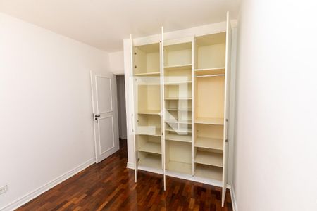 Detalhe Quarto 1 de apartamento para alugar com 3 quartos, 105m² em Cambuí, Campinas