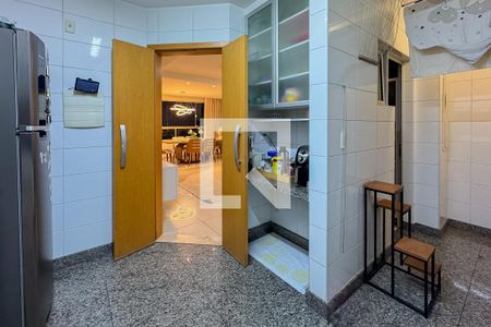 Apartamento à venda com 4 quartos, 105m² em Prado, Belo Horizonte