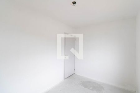 Quarto 1 de apartamento para alugar com 2 quartos, 42m² em Santa Cruz, Rio de Janeiro