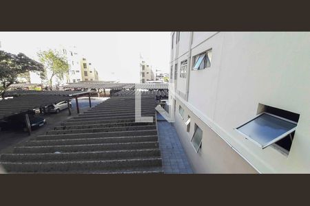 Vista da Sala de apartamento para alugar com 3 quartos, 63m² em Piratininga, Osasco