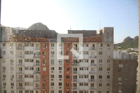 Quarto 1 - Vista de apartamento à venda com 2 quartos, 50m² em Jacarepaguá, Rio de Janeiro
