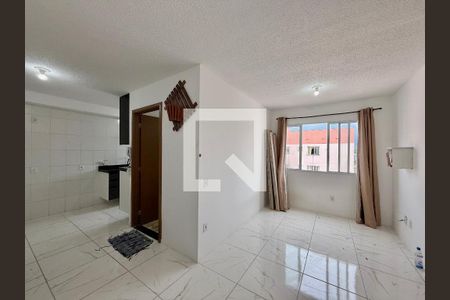 Sala  de apartamento para alugar com 2 quartos, 42m² em Jardim São Luís, São Paulo