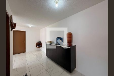 Sala  de apartamento para alugar com 2 quartos, 42m² em Jardim São Luís, São Paulo