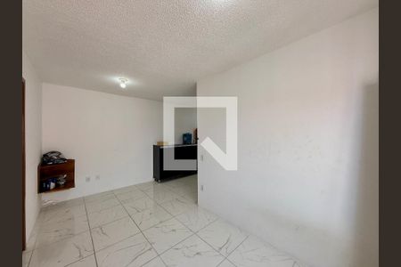 Sala  de apartamento para alugar com 2 quartos, 42m² em Jardim São Luís, São Paulo