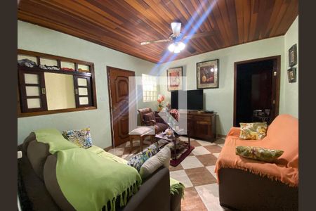 Sala de casa à venda com 3 quartos, 125m² em Vila Lageado, São Paulo