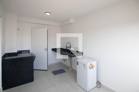Sala / Cozinha  de apartamento para alugar com 2 quartos, 30m² em Vila Maria, São Paulo