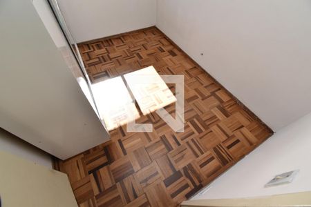 Quarto 1 de apartamento para alugar com 2 quartos, 70m² em Bacacheri, Curitiba