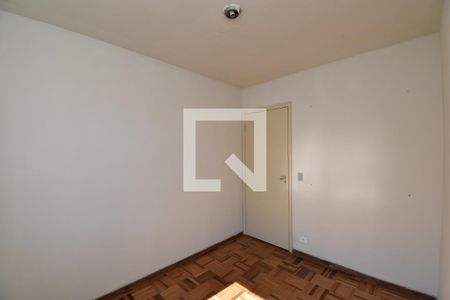 Quarto 2 de apartamento para alugar com 2 quartos, 70m² em Bacacheri, Curitiba