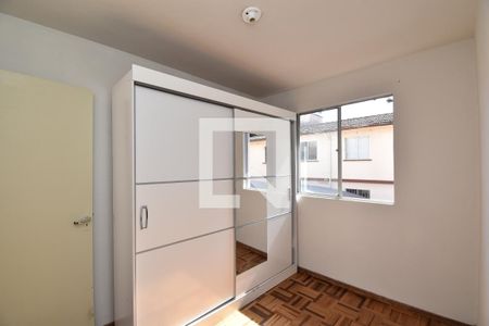 Quarto 1 de apartamento para alugar com 2 quartos, 70m² em Bacacheri, Curitiba