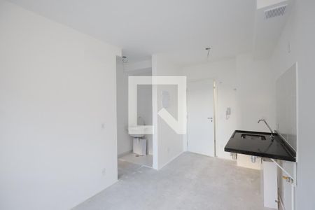 Sala  / Cozinha  de apartamento para alugar com 1 quarto, 30m² em Vila Gustavo, São Paulo