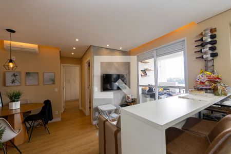 Sala_Cozinha de apartamento à venda com 2 quartos, 56m² em Vila Militar, Barueri