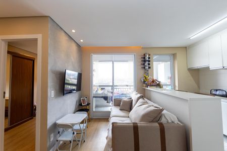 Sala_Cozinha de apartamento à venda com 2 quartos, 56m² em Vila Militar, Barueri