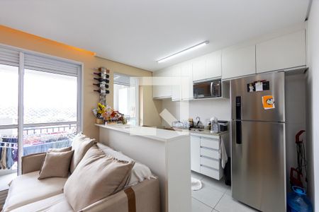 Sala_Cozinha de apartamento à venda com 2 quartos, 56m² em Vila Militar, Barueri