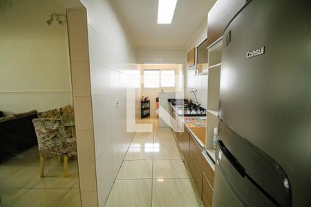 Cozinha de apartamento para alugar com 2 quartos, 85m² em Guilhermina, Praia Grande