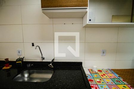 Cozinha de apartamento para alugar com 2 quartos, 85m² em Guilhermina, Praia Grande