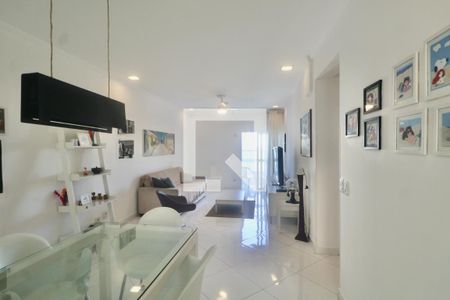 Sala de apartamento para alugar com 2 quartos, 85m² em Barra Funda, Guarujá