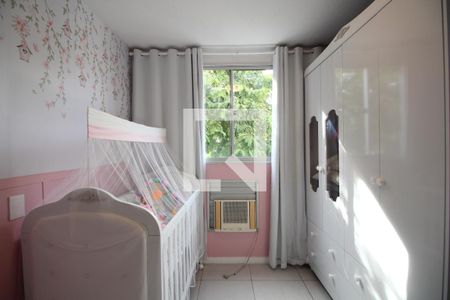 Quarto 1 de apartamento para alugar com 2 quartos, 52m² em Taquara, Rio de Janeiro