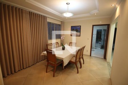 Copa de casa à venda com 4 quartos, 335m² em Jardim Vera Cruz, Contagem