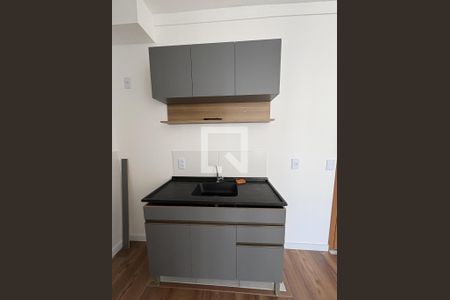 Cozinha de apartamento para alugar com 2 quartos, 32m² em Jardim Oriental, São Paulo