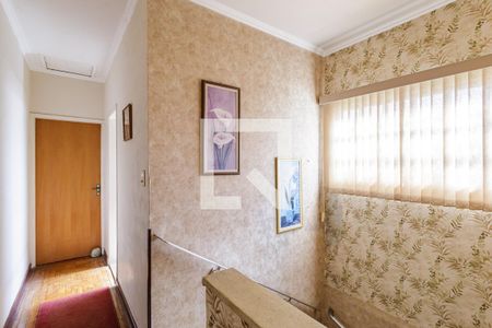 Escada de casa para alugar com 3 quartos, 220m² em Moema, São Paulo